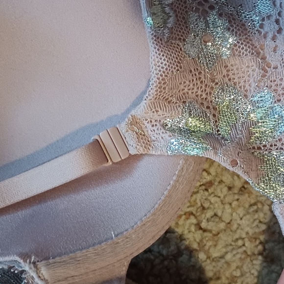 victorias secret lace iridescent bra - Picture 6 of 6